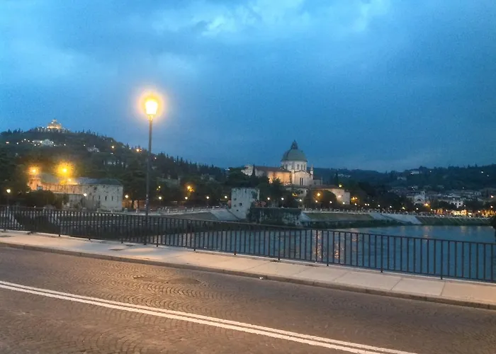 B&B Victoria S Bridge Verona